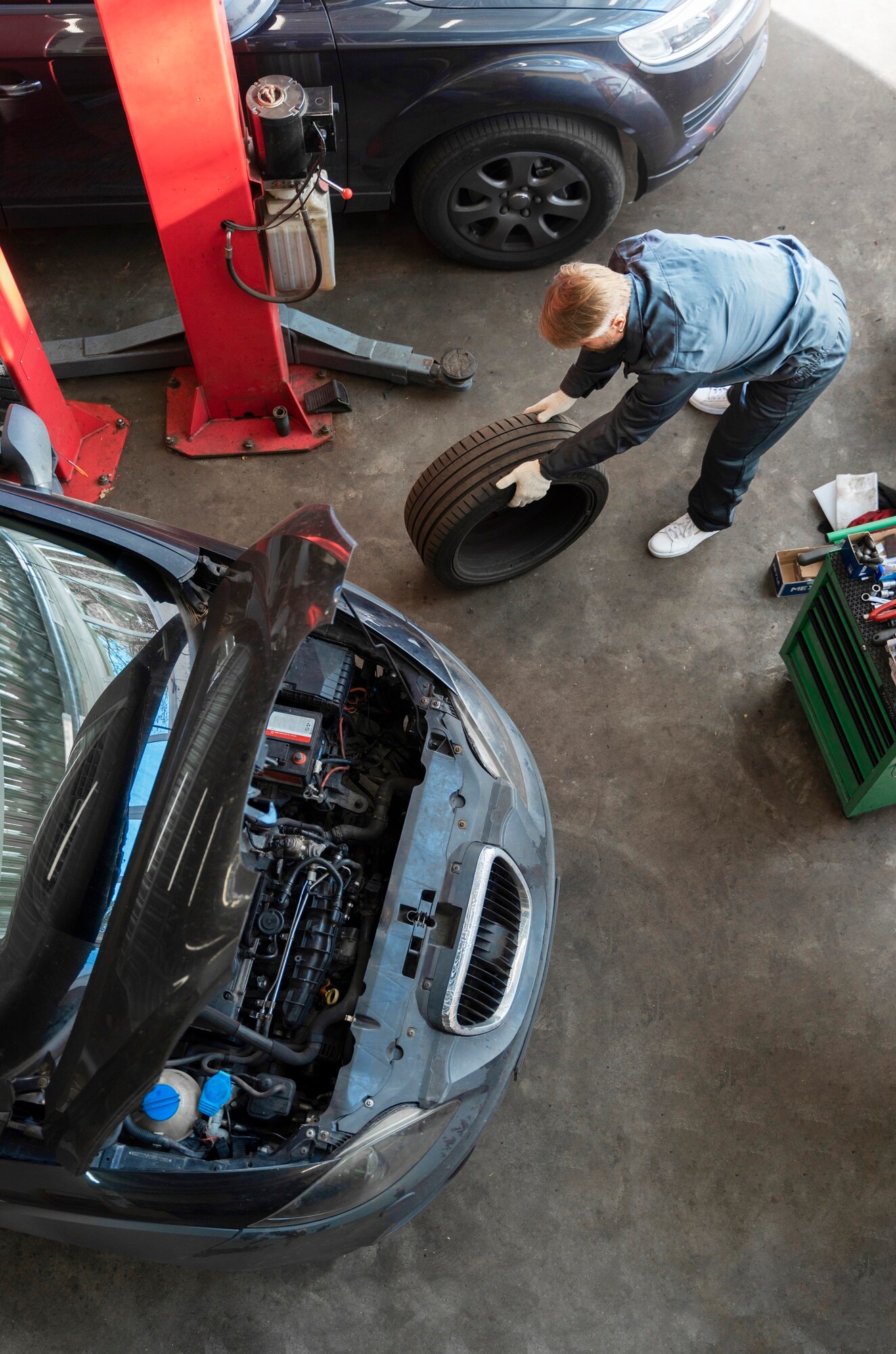 Riparazione auto in officina